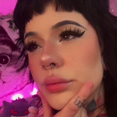 Hi 💦❤️slide up for menu 💕 would you be interested in buying some of my hot 🥵 content😜🎥 ,FaceTime bundles or exclusive bookings/meetups😉?