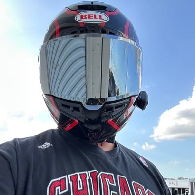 nov3mber13's profile picture. 