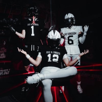 District 1-5A-Div. 2 • 1st Back To Back Winning Seasons in 16 Years • HC: @Coach_Veliz @HanksFBRecruits @Hanks_FBbooster #RiseAndConquer #TheKingdom