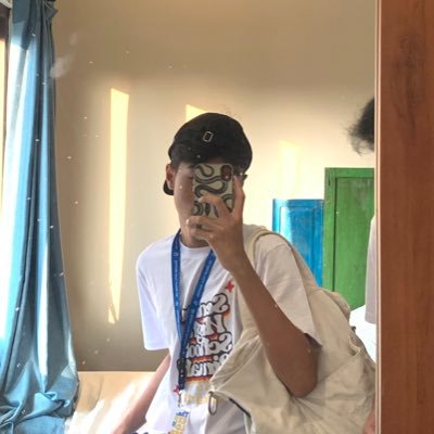 _gabrielljouww_'s profile picture. living life as a nangorian’s pharmacy stud 💊⚗️🧫