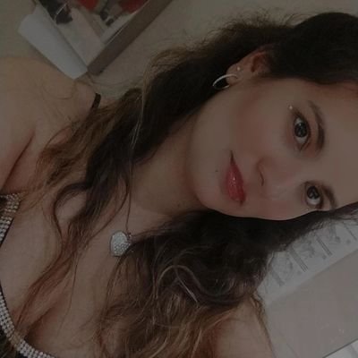 micapeve's profile picture. Pisciana ♓ 29 🌻

🧚🏻‍♀️✨