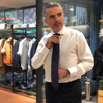 WilliamFra98446's profile picture. Dr William