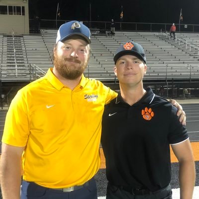 Special Education teacher | Ast. 🏈 & 🥎 coach at Sterling High School | Augustana College Football 2022 | If you’re juiceless, you’re useless🧃