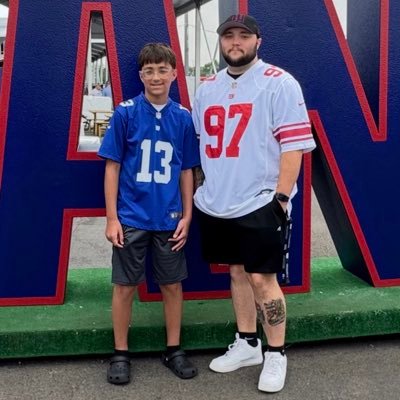 IVPetro_'s profile picture. NYG 🟦🟥 • NYY 🗽