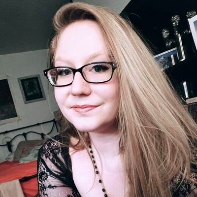 Demon folklorist, paranormal author/researcher, podcaster, black cat momma🐈⬛ Psychic🔮 demonfolklorist@gmail.com