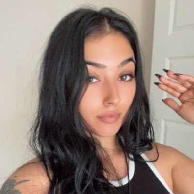 lw7765926's profile picture. 