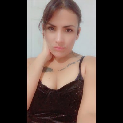 Tengo la habilidad de estar en boca de las envidiosas de uno que otro ardido y en la mente y corazón de alguien