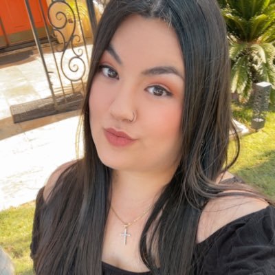 karreybby209's profile picture. There's a little bit of devil in those angel eyes. She's a little bit of heaven with a wild side. ❤️