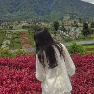 cacamricaheheyy's profile picture. 