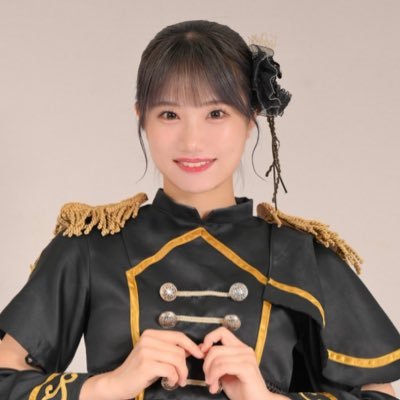 蜂蜜★皇帝(@hachipera)センター / 赤色担当 / 黒髪ポニーテール / 岐阜県出身 / 三代目濃姫 / 京セラドーム始球式 / 高須クリニックCM出演・CMソング / 東海Walkerモデル / 野口衣織さん推し / DMフォロバリプ返× / #まりりんかれんだー #いただきまりりん