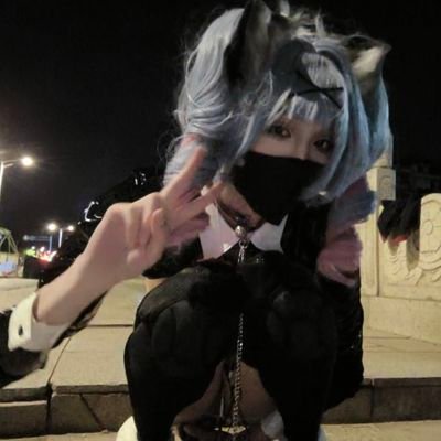 男孩子一枚/喜欢cos/超级玉米和薯条爱好者/在上海或者南京镇江出没/对好看的男孩子没有抵抗力❤️/ 🚪88,可接寄拍,纯绿委托,定制任务等 ❤️心系之人 @Ye_sh0u