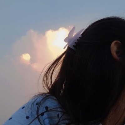 Frontend Dev 💻| Editor🎬 
Learning React & building in public
💻 Coding   ✦ 🎬 Editing  ✦✨ Creating
#WomenWhoCode