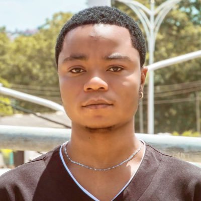 STUDENT 👨🎓/ Politics ( NDC🇲🇶) / Barca and Messi fan…