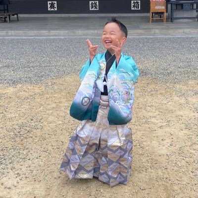 Y1yOlOM9Fa2c4nM's profile picture. 復活しました٩( 'ω' )و なんか急にXが出来る様になってびっくりしましたʕ•ᴥ•ʔ あと子供の写真など全て削除しています。子供の写真を悪用される事がある事を知りましたので。　　　このXはプレゼント🎁応募中心に活動していますw