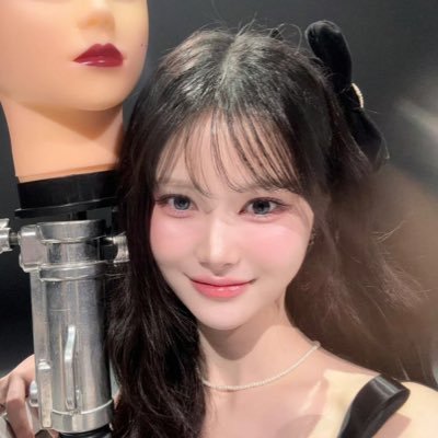 iriaonline_24's profile picture. tripleS🌊wav cosmo id：iria24