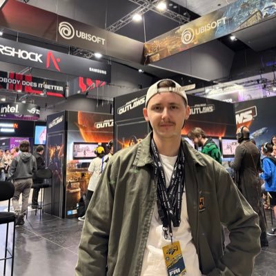 Tall, funny and delusional // @EA @ubisoftANZ @ExitLag Partner // Business Email: justschmit@hotmail.com