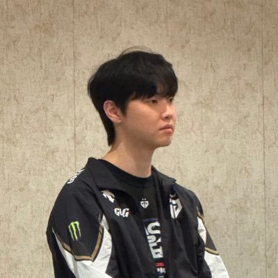 chovy331002's profile picture. 젠지를 응원합니다🫶🏻