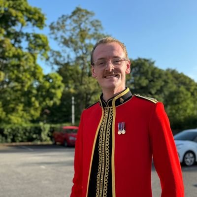 ETS officer and northern bloke with unhealthy obsession with dogs.
Opinions are my own