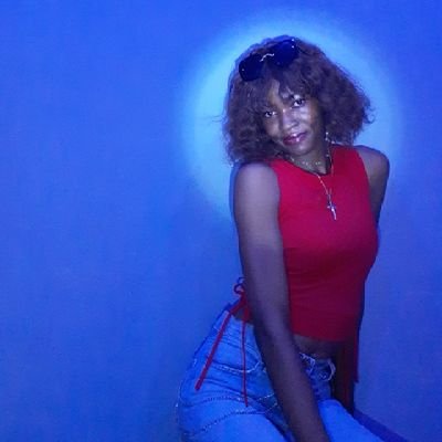 RACHELLE. O Profile
