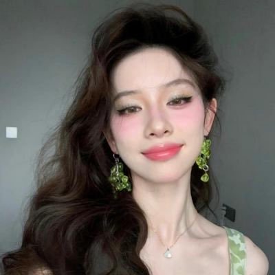 tKH8X4zWFhQBfH's profile picture. 