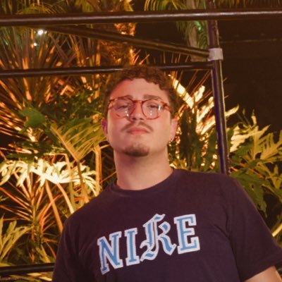 jornalista; publicitário; cineasta; quase ator; estagiário