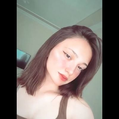 aysemelisaybey's profile picture. beni rahatsız etmeyin kahvemi içiyorum şuan 💅