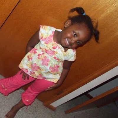 esther_vyi's profile picture. I’m a flop at this app