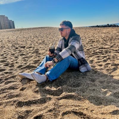 Periodista. Licenciado en Comunicación Social. CM. Estudiante de Derecho, UNLaM. Hincha de Boca. Justicia Social, ante todo.🇦🇷