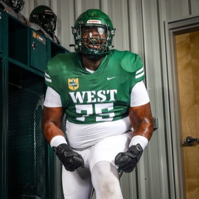 West Florence High | Georgetown, SC Raised | 6’5 340 | My cell: 843-298-2334 | HC: @CoachChadWilkes | NCAA ID# 2506622920 | 6 Offers