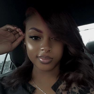 Business before pressure. Love My 2👨👩👧.
Pretty,Paid,&Smart🥰 BadLilVibe!☺️💋👑 ♍️