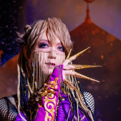 BabyKingdomのdrums 虎丸です ガオ 噛み付きます噛みます噛みました。/ARK ROYAL 18mg /MONSTER ENERGY/アニメ/カレー/メタルが好き。虎丸の精神の7割はメタルで構成されています。下のURLでyoutubeのチャンネルに飛べるぞ!