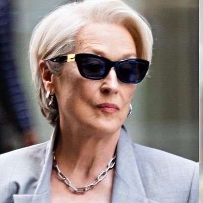sunstreep's profile picture. fan account || multifandom