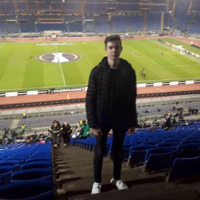 piotrkrynski3's profile picture. @CANALPLUS_SPORT Absolwent Uniwersytetu Warszawskiego. Fan piłki nożnej, głównie Ekstraklasy oraz żużla.