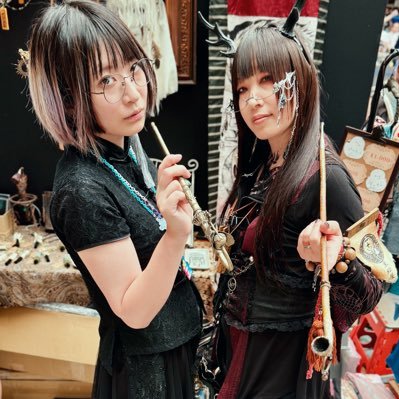 【FF14tiamat鯖Lily Villefort】ゲーム/アニメ/舞台/映画/2&2.5次節操ない、ただのガチヲタのごった煮垢。異界アジアンゴシック黒絵屋直属刀袋屋「唐宵」の片割れ。FF14と廣瀬智紀さんにはいつだってお熱。ネザーランド兎(2代目)のしもべなニンゲン。