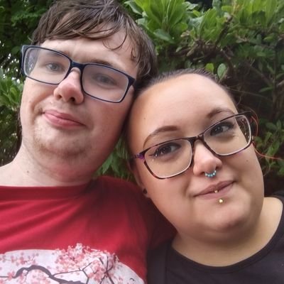 Hi there welcome to my account 😊🕹️❤️ I sometimes post screenshots and stuff from my camera 📸 I'm 29, autistic and currently learning Dutch🇳🇱 Taken💕