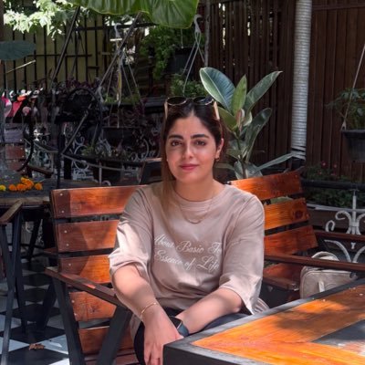 Samiiiiniiii's profile picture. نیاز به یک دلیل هست،برای ادامه دادن.💕 . 👩‍🎓