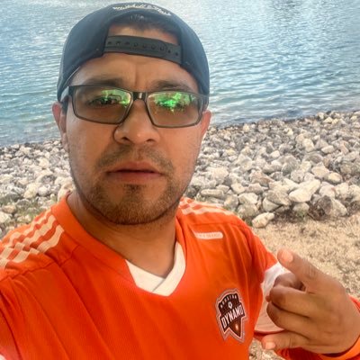 Uno es mi presente @HoustonDynamo 🦊 El otro mis raices @CruzAzul 🚂 Houston Texans 🤘Rockets 🚀 Astros ⭐️ Barça 🐐