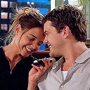 (almost) daily posts of pacey and joey from “dawson’s creek.” all gifs are made by me!