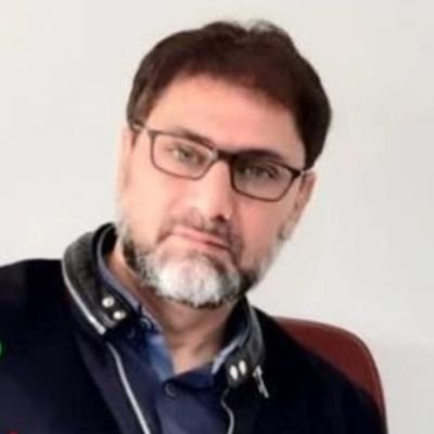 امام حسين (ع): «كسى كه براى جلب رضايت مردم، موجب غضب خدا شود، خداوند او را به مردم وا مى گذارد».