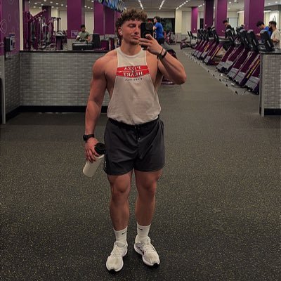 davidsosnovskiy's profile picture. 24 | Seattle 🇺🇸 | ESC 🫶🏻