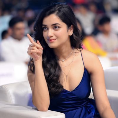 @aactress_world