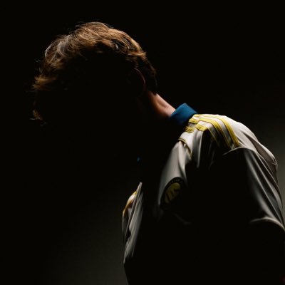 iw_7w's profile picture. Deank