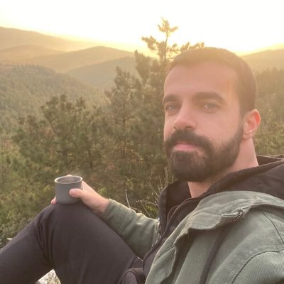 tscozgur's profile picture. Uludağ Matematik Öğretmenliği+İstanbul Hukuk. Adı gibi, vatansever🇹🇷#Adalet mülkün temelidir.