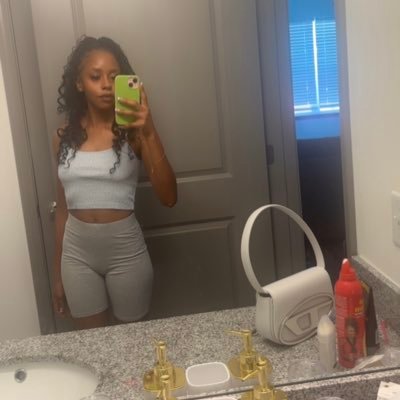 Bluee_Diamond_'s profile picture. Mmmcht wrong bih🤪