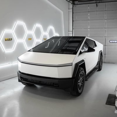 Elon_Chatt03's profile picture. 