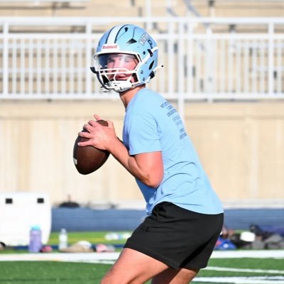 Petoskey, MI: Love my faith, family, and football. Doing my best to change my best, build my army, and spread honor on my family name. Class of 2028 QB