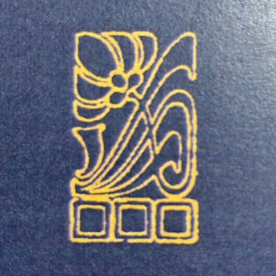 IkedaLuna's profile picture. 俳句結社「澤」同人。俳人協会幹事。 「虫愛ずるひと、犀星」にて、第8回新鋭評論賞受賞。「閾（しきい）を視る、端に居るーー上野泰が詠む閾と縁側ーー」にて、第24回山本健吉評論賞受賞。句集『金輪際』『心柱』評論集『境目に立つ、異界に坐すーー犀星・楸邨・泰の世界ーー』