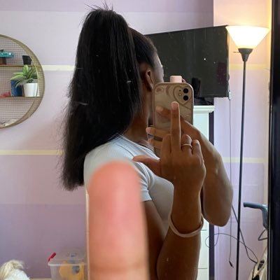 wyntabandz's profile picture. don’t take my page seriously😅i’m here for the jokes fr | FREE PALESTINE !!!