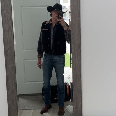 kilsbyking's profile picture. “Impossible is a word to be found only in the dictionary of fools.”