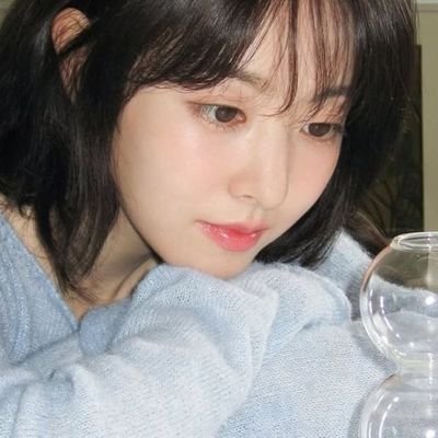 πΈ Profile